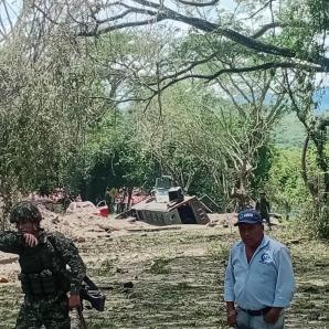 Atentado vía Panamericana Cauca contra el Ejército 