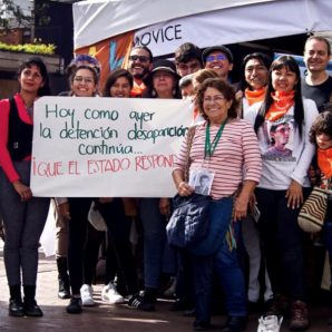 Entrega de víctimas colectivos históricos en el Cementerio del Sur