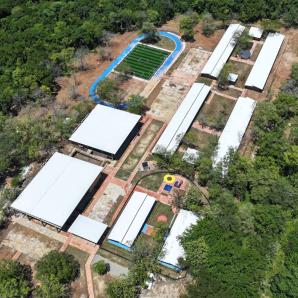 Inversión de Gobierno nacional por 1,8 billones para mejorar colegios y universidades de Colombia
