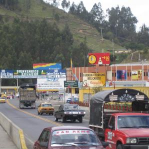 Colombia impone "aranceles inteligentes" de hasta 75 % a 191 productos de Ecuador tras medidas de Noboa