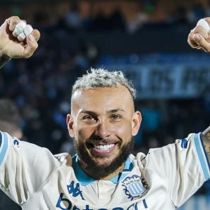 Duván Vergara le dio el triunfo a Racing contra Belgrano