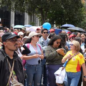 Maestros de Bogotá protestaron contra iduprevisora y denunciaron descuentos arbitrarios