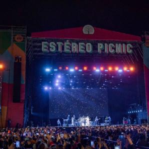 Festival Estéreo Picnic 2027: cartel oficial con Travis Scott, Charli XCX y David Guetta