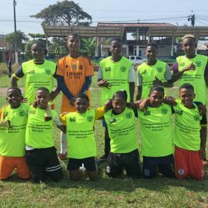 Fútbol en Tumaco transforma vidas y aleja a jóvenes de la violencia