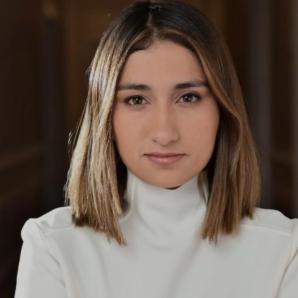 Laura Sarabia embajadora Reino Unido demanda