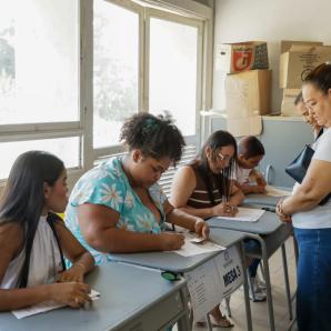 Más de 124.000 personas fueron seleccionadas como jurados de votación en Bogotá: cómo saber si fue elegido y qué debe hacer