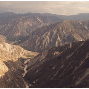 Exposición fotográfica “El camino de la cabra” en Bucaramanga: la travesía de Carlos Pimiento por el Chicamocha