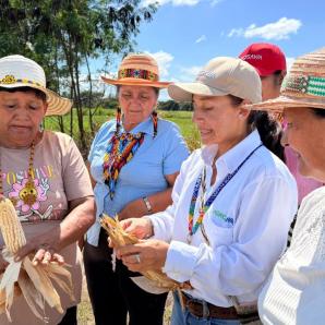 Comunidad Tama Páez crea banco de semillas nativas en Neiva