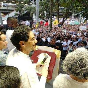 Juzgado Medellín niega retractación Iván Cepeda