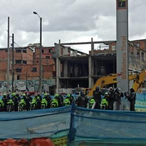 Bicitaxistas de Bogotá dicen que regulación pone en riesgo su sustento