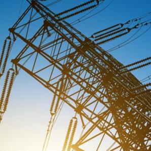 Creg implementa fórmula para reducir tarifas de luz