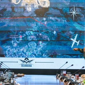 Presidente Petro cuestiona informe entregado sobre el accidente del avión Hércules durante Consejo de Ministros