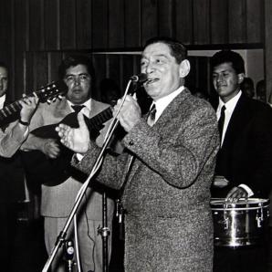 Rafael Escalona cumple 100 años: El cultivo de la tierra, las canciones y su sombrero de los últimos años