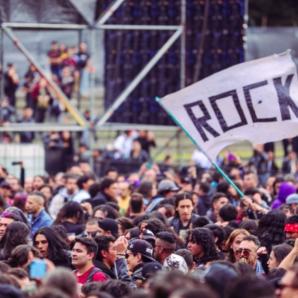 Consulta los horarios de Rock al Parque este sábado 10 de octubre, las bandas por escenario y las recomendaciones de transporte y parqueadero en Bogotá.