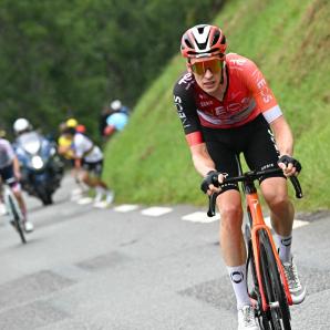 Thymen Arensman ganó la etapa 14 del Tour de Francia