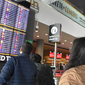 Transporte aéreo de pasajeros en Colombia creció en enero 2026