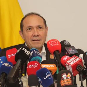 Salario mínimo 2026 en Colombia: Trabajadores y gremios buscan acuerdo