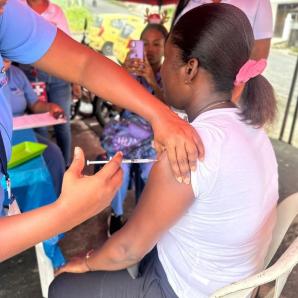 Colombia garantiza vacunación y lanza Jornada Nacional 2026