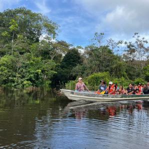 Yahuarcaca: comunidades indígenas protegen el sistema de lagos que abastece de agua a Leticia