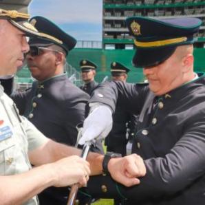 Presidente Petro anuncia salario mínimo para tropa y patrulleros