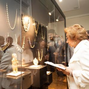 Cancillería inaugura en Italia exposición cultural colombiana