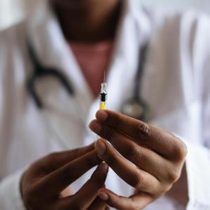 Valle: Denuncian aplicación de vacunas homeopáticas no autorizadas