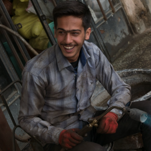 trabajador sonriendo