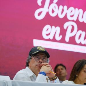 Petro advierte recorte a sectores más ricos si el Congreso no aprueba la reforma tributaria