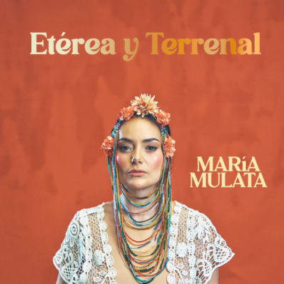 Etérea y terrenal Etérea y terrenal