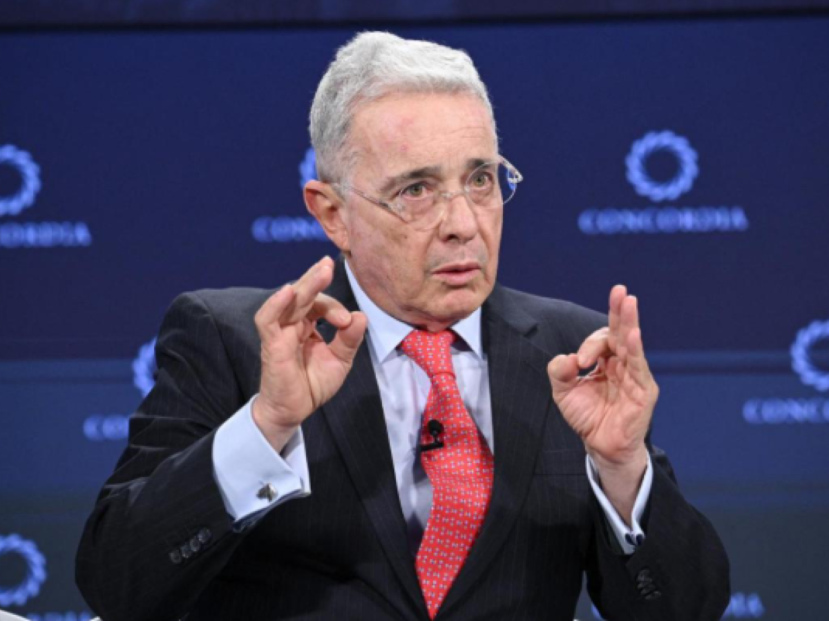 Señal Investiga movidas Álvaro Uribe para frenar el llamado a indagatoria por la masacre de El Aro