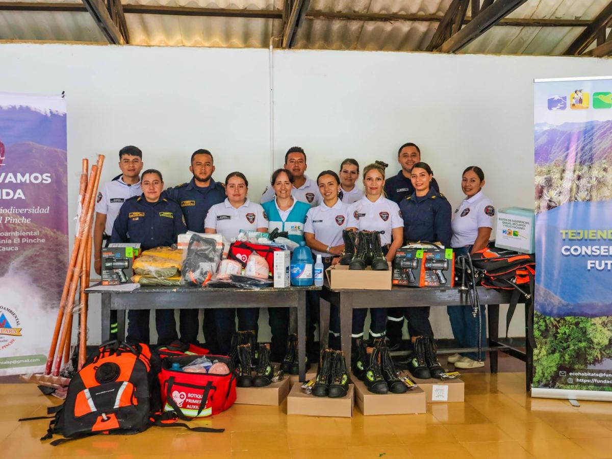 Mujeres bomberas: Serranía El Pinche Cauca incendios forestales