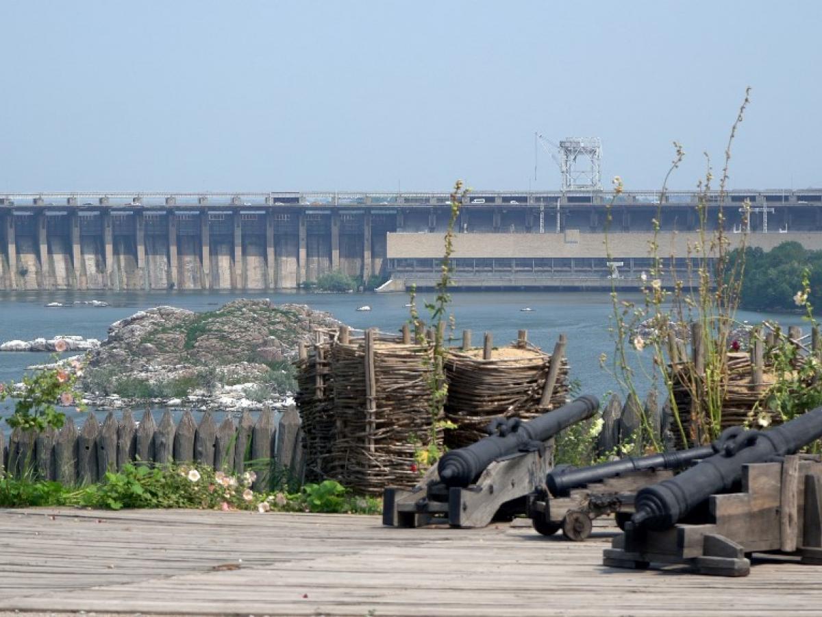 Central nuclear de Zaporiya fue desconectada de red eléctrica de Ucrania