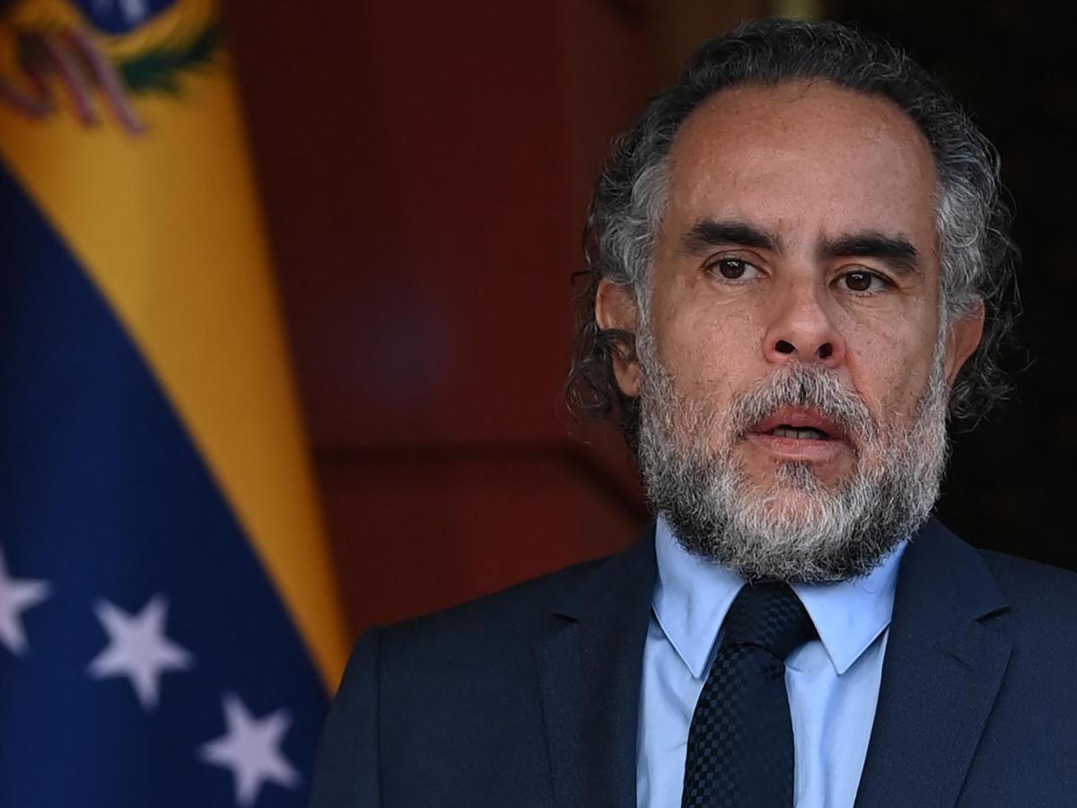 Nueva investigación de la Corte Suprema contra Benedetti