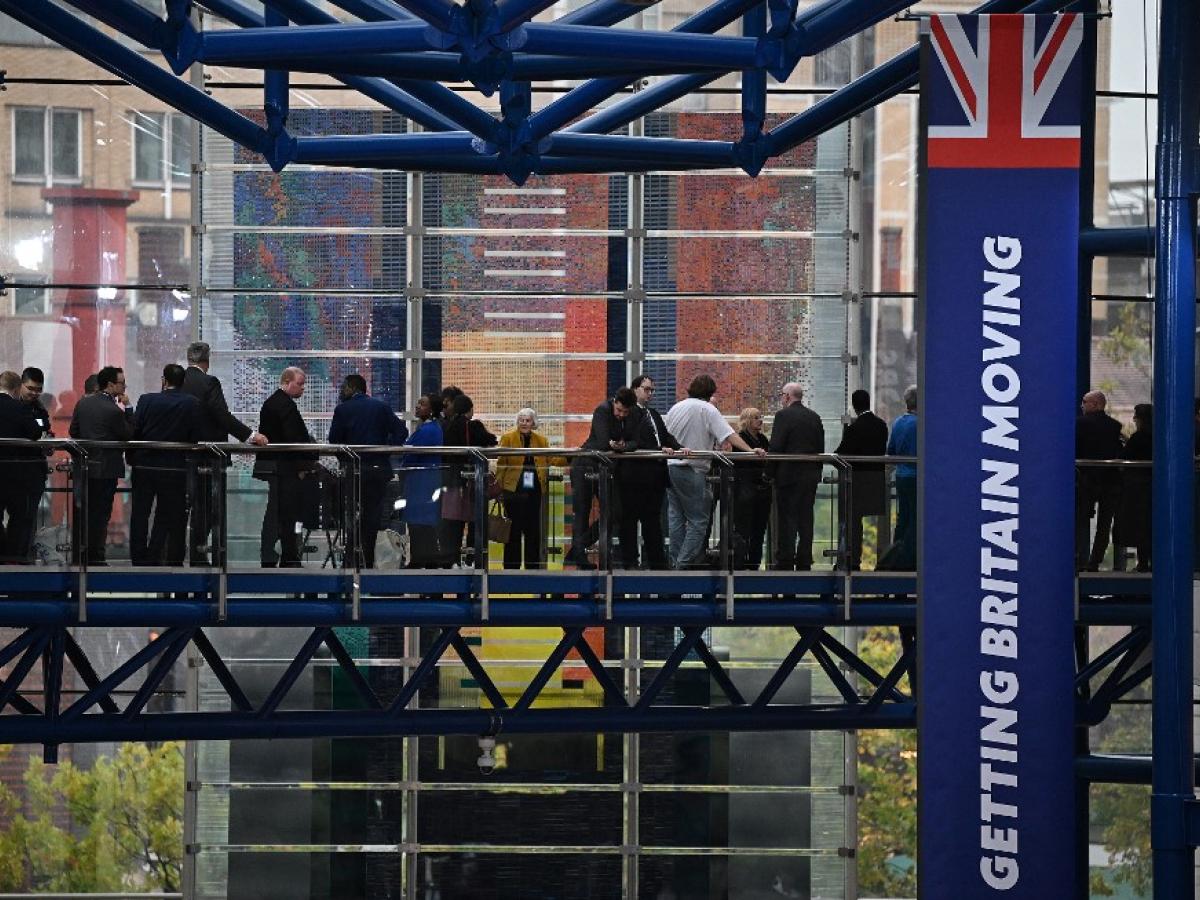 Elección de primer ministro en Reino Unido: comienza la carrera