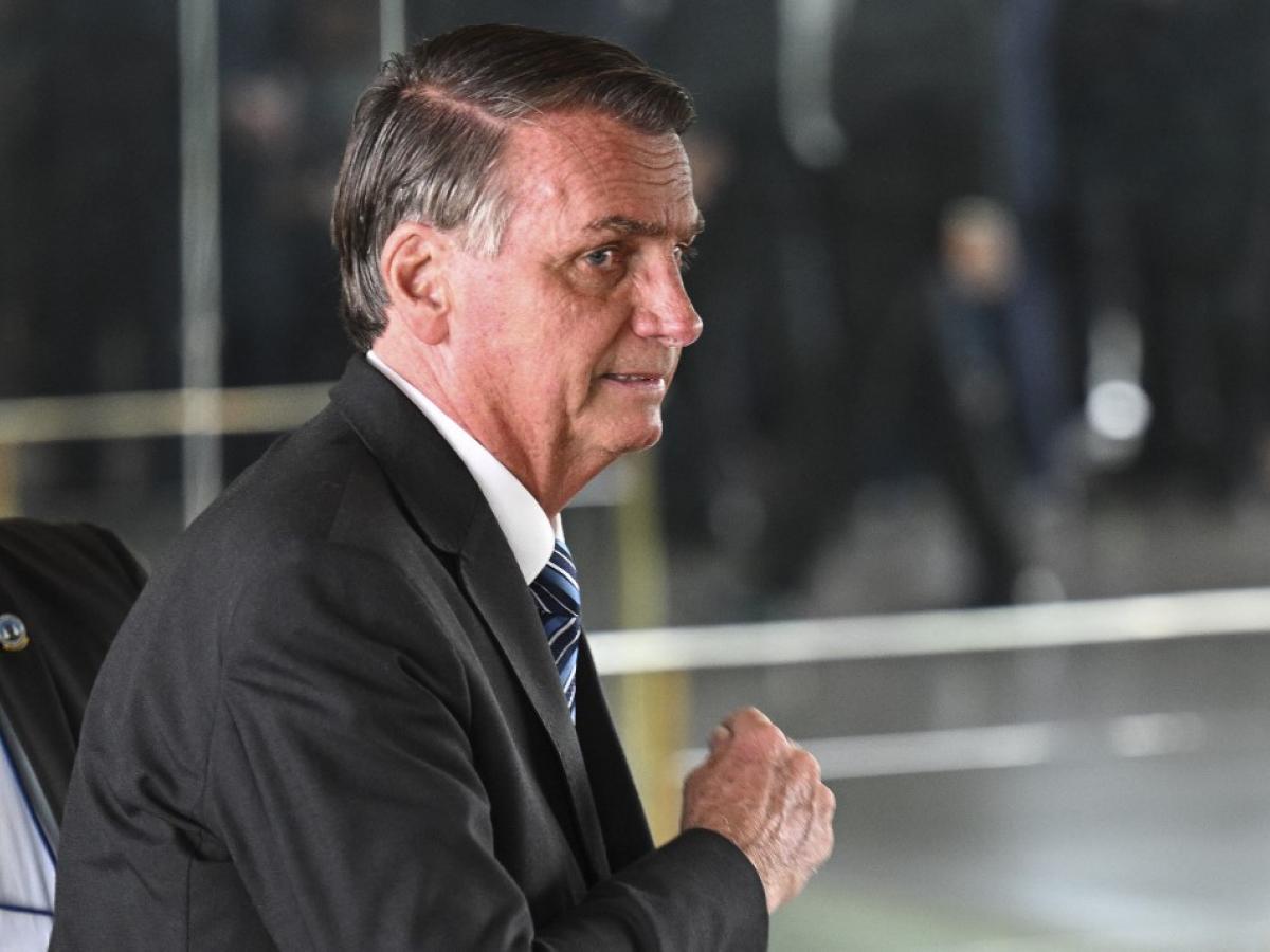 Partido de Bolsonaro pide anular votos por Lula