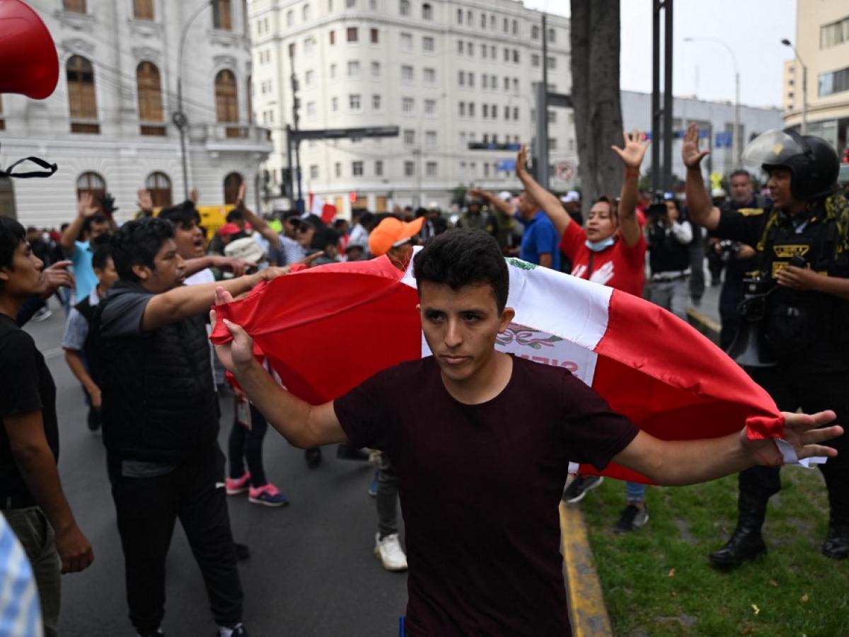Protestas en Perú piden liberar a Pedro Castillo