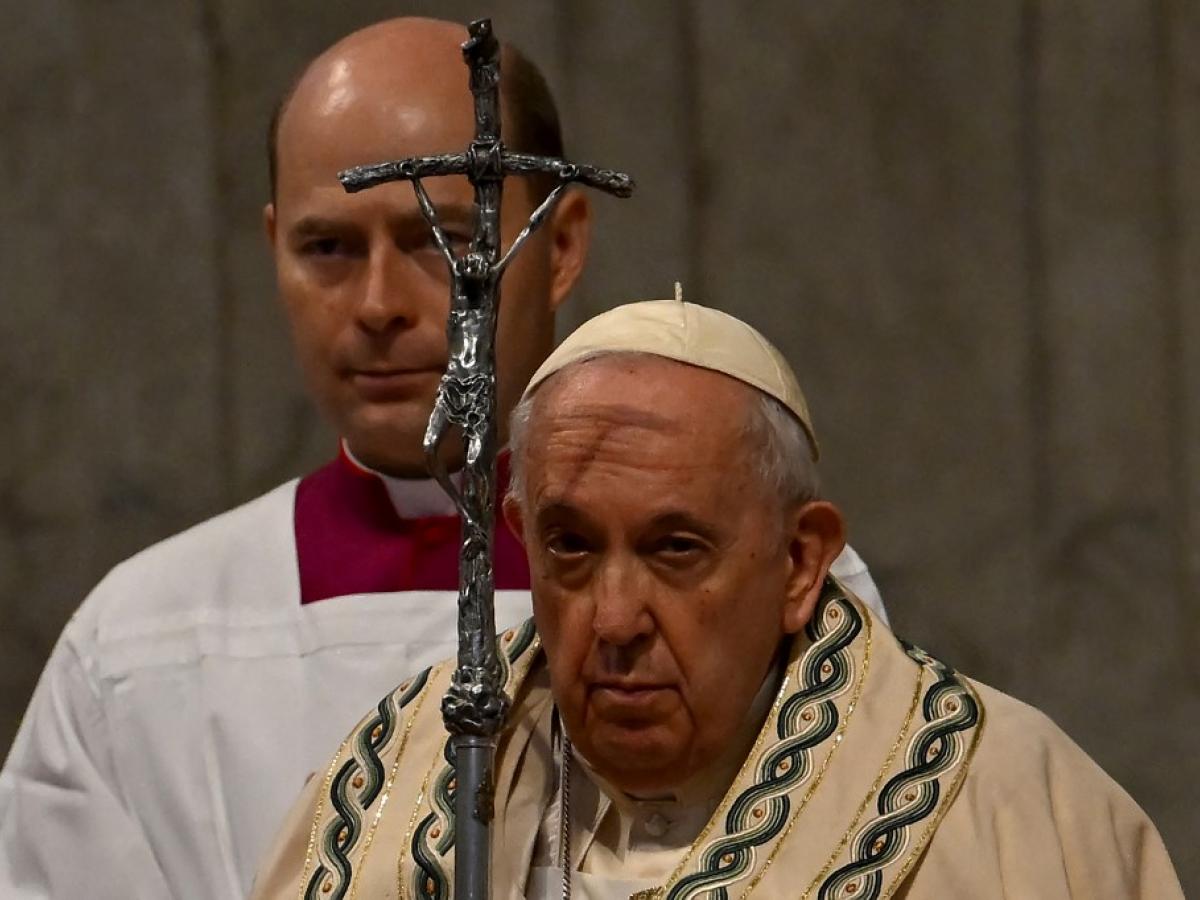 Papa Francisco inaugura el 2023 con un homenaje a Benedicto XVI