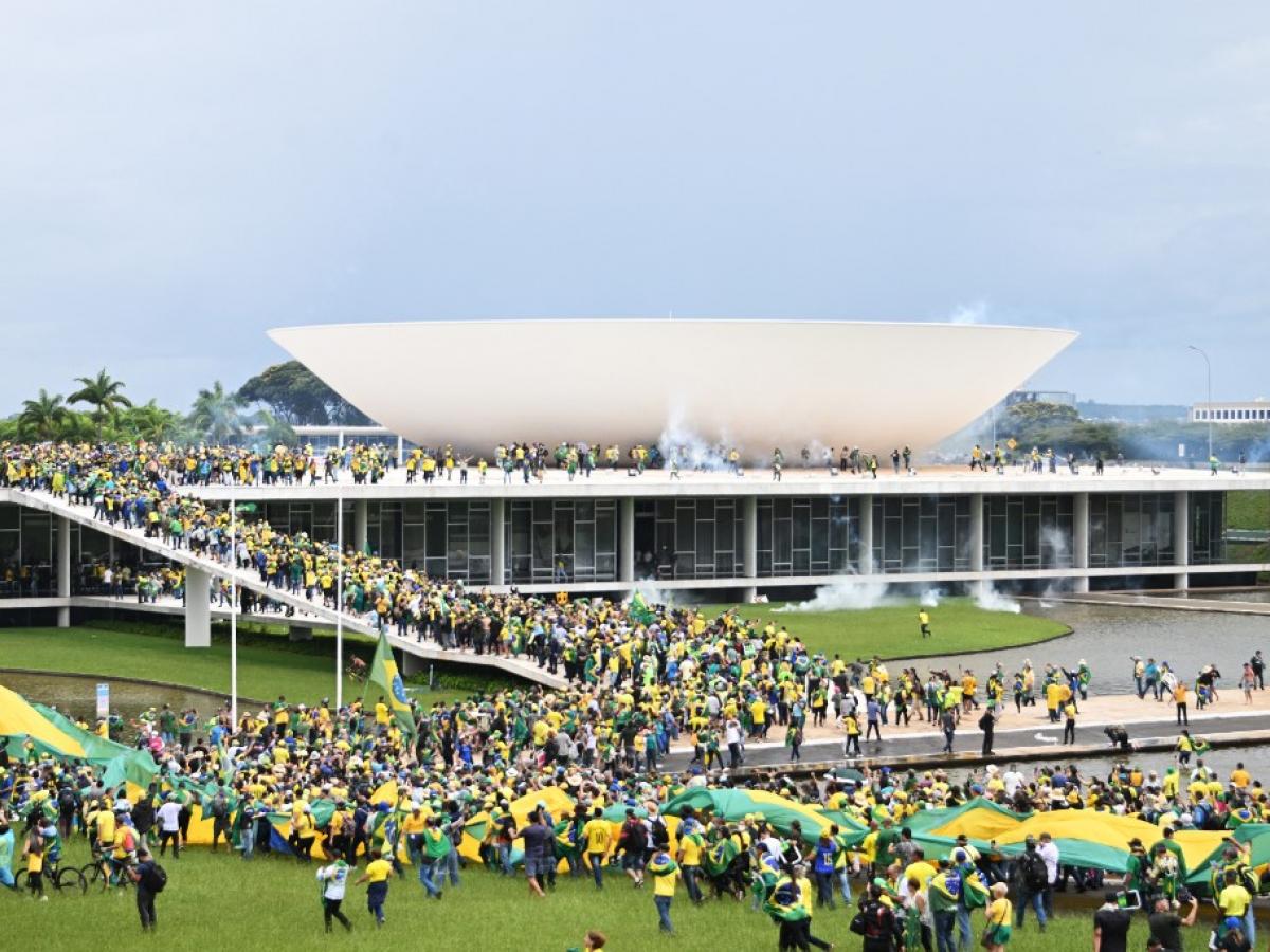 Bolsonaristas invaden el Congreso, el palacio presidencial y la Corte Suprema de Brasil