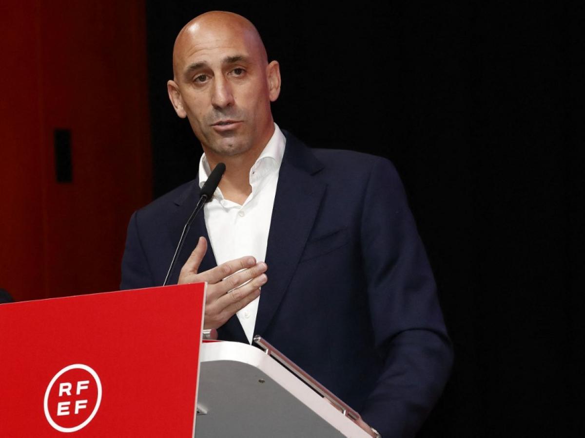 Luis Rubiales renuncia a la presidencia de la RFEF