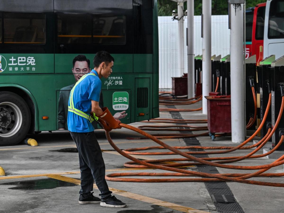 Shenzhen, la ciudad china que funciona sólo con autobuses eléctricos