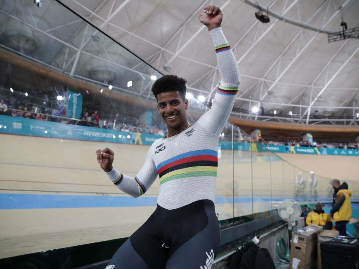 Cristian Ortega y Kevin Quintero se clasificaron a los cuartos de final del keirin masculino en París 2024
