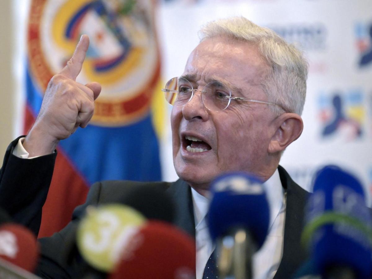 Juicio a Uribe: Retrasos por por falta de testigos y temor de comparecientes