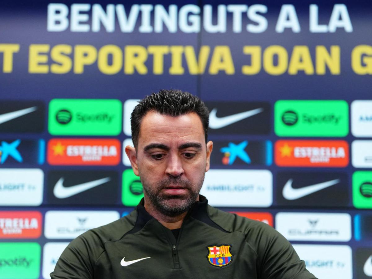 Xavi Hernández destituido del FC Barcelona