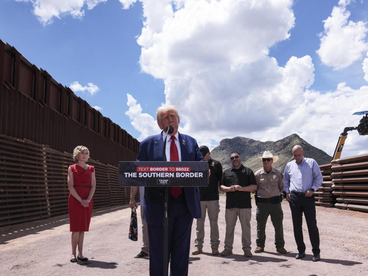 Donald Trump en visita a Arizona 
