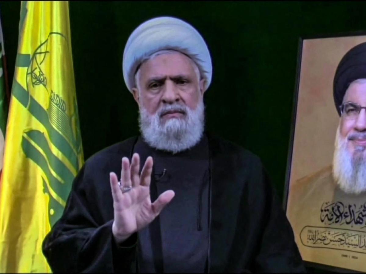 Líder de Hezbolá Naim Qasem