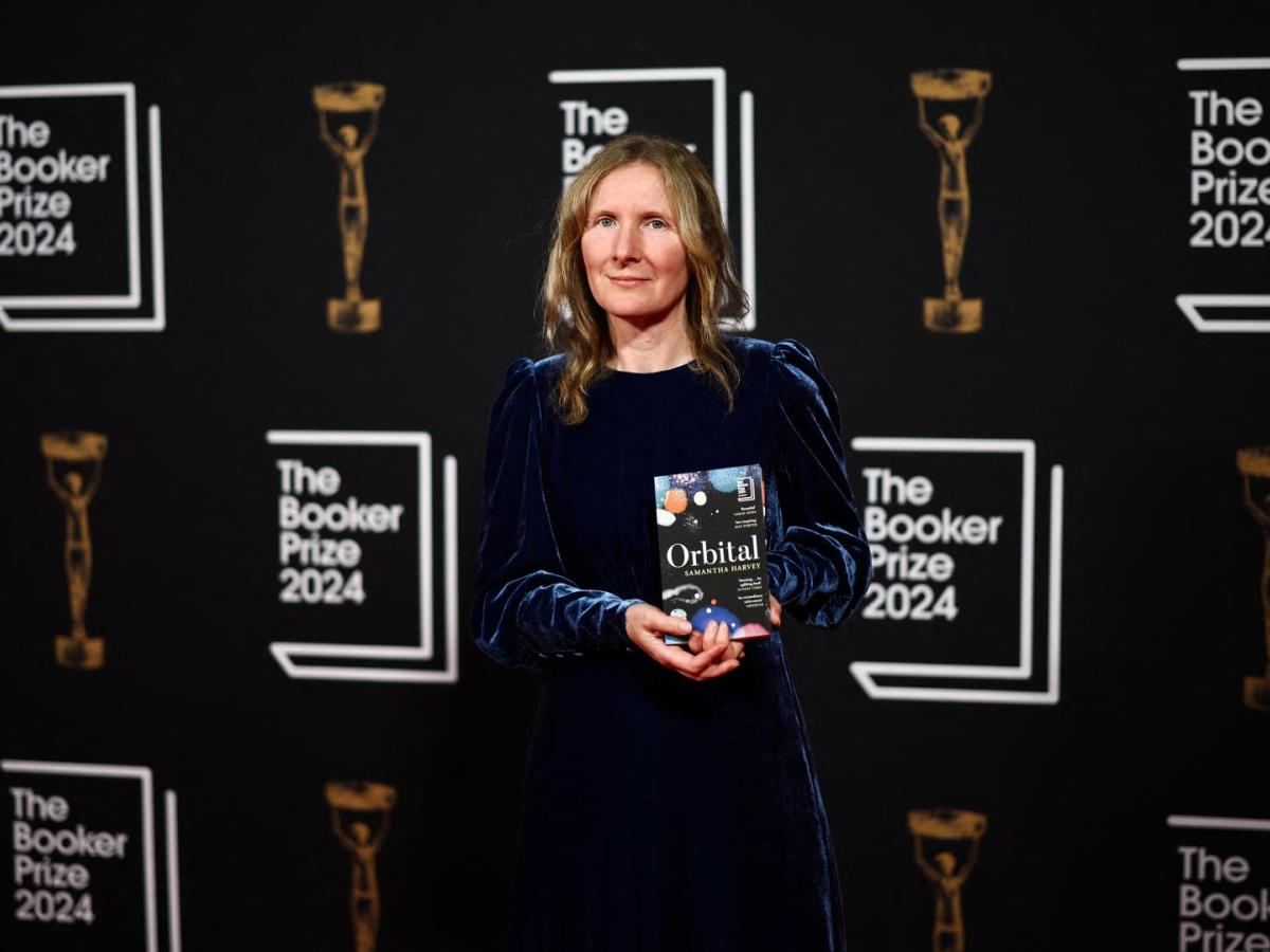  Novelista británica Samantha Harvey