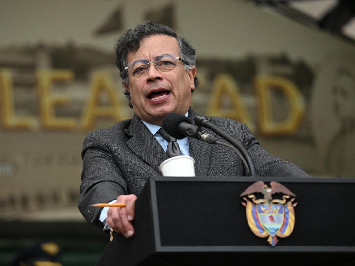 Eliminación de fronteras invisibles en Medellín: Gustavo Petro