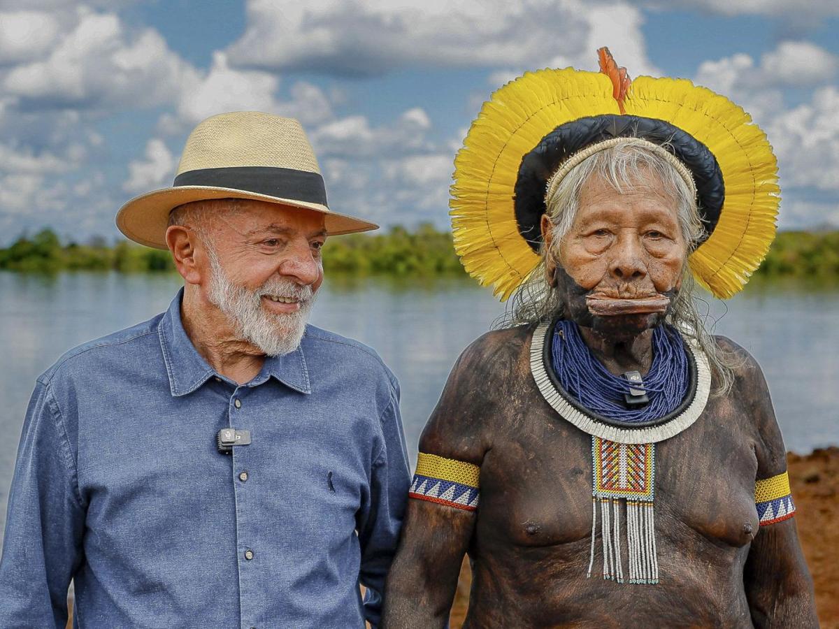 Presidente Lula y cacique Raoni reunión en la Amazonía