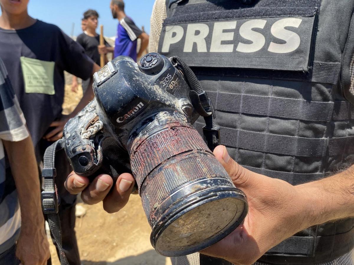 Cinco periodistas fallecidos en bombardero a hospital de Gaza