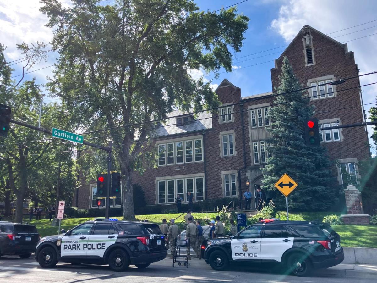 Tiroteo en iglesia de Mineápolis dejó dos muertos y catorce heridos
